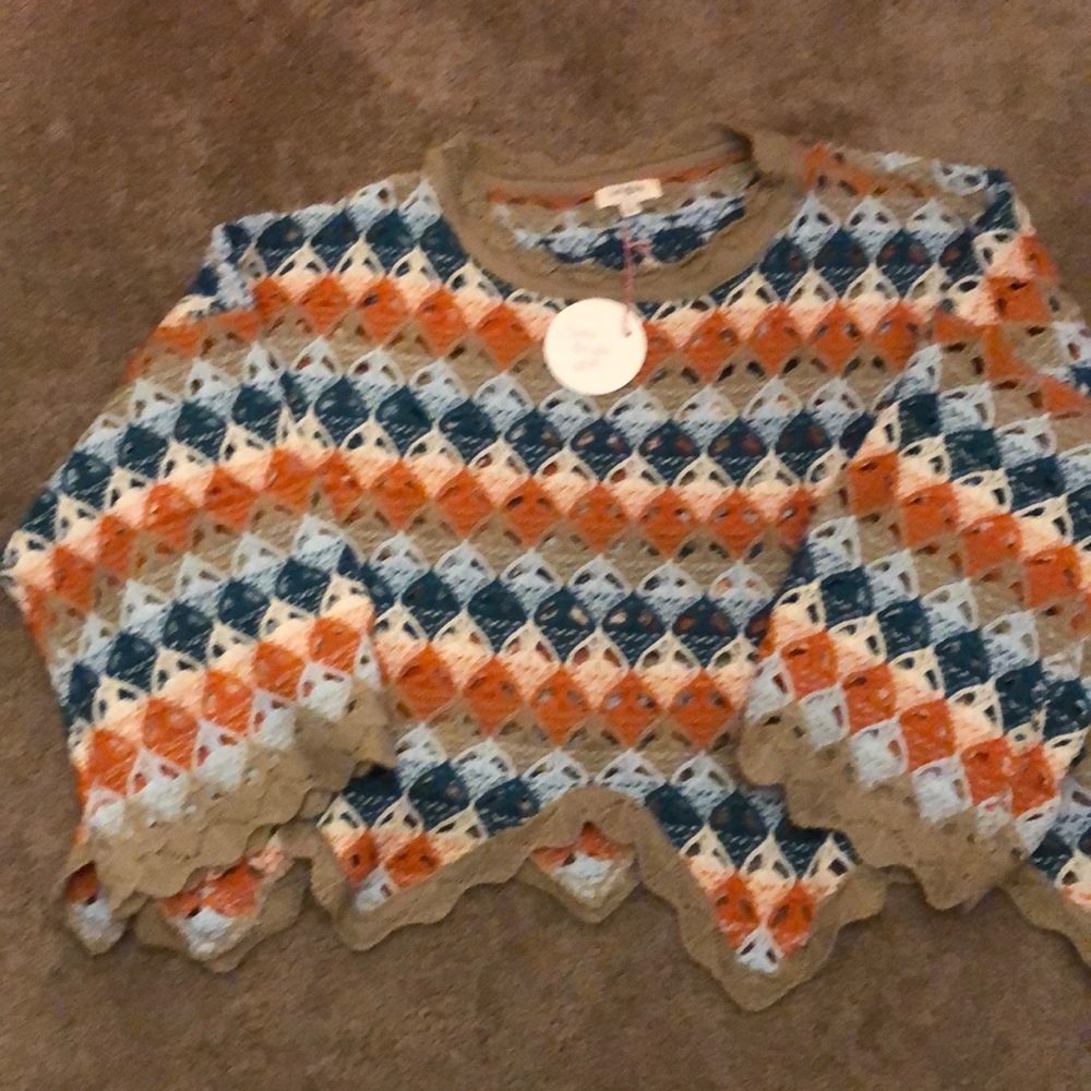 Crop sweater